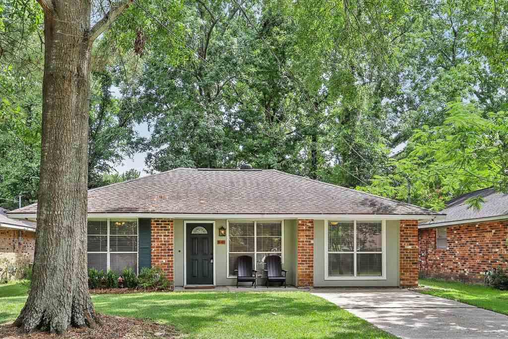 8440 Marcel Ave - Photo 1