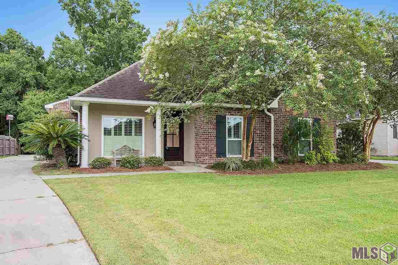 11058 Reyn Dr - Photo 1