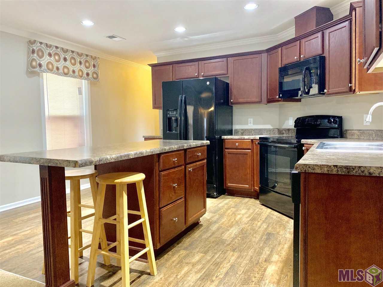 8508 Main St - Photo 1
