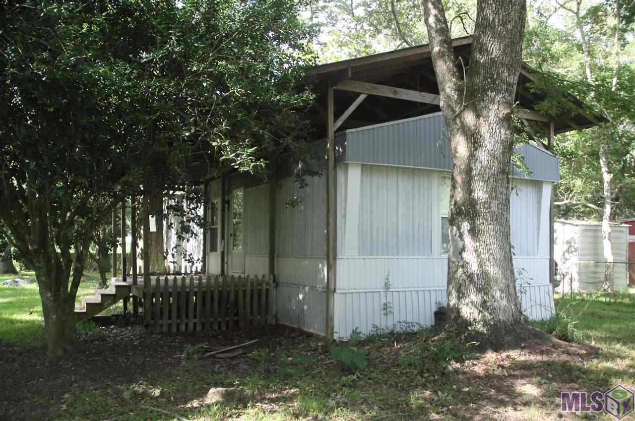 17040 Caroline Dr - Photo 1