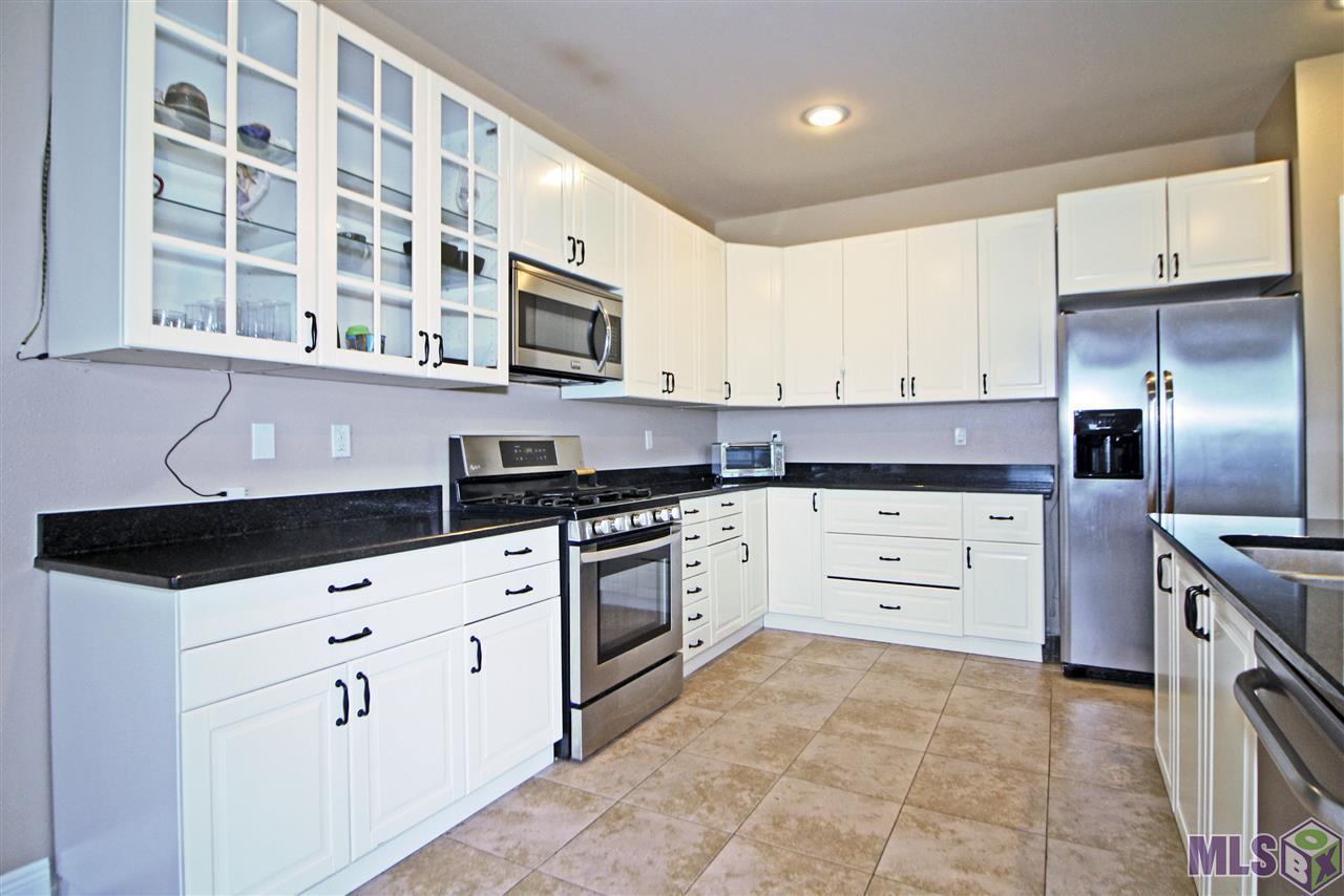 9129 Memphis Trace - Photo 1