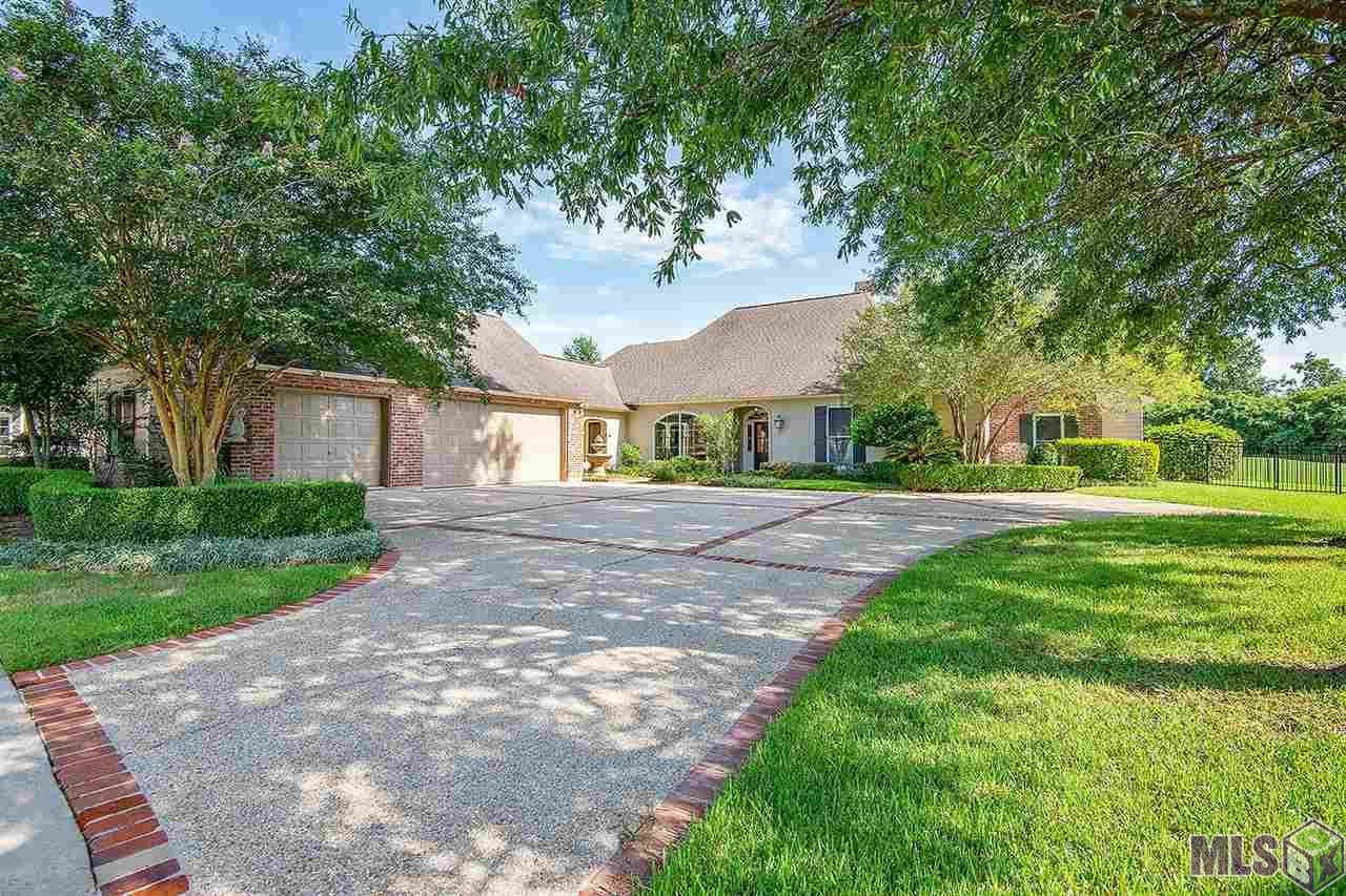 18161 Trent Jones Ave - Photo 1