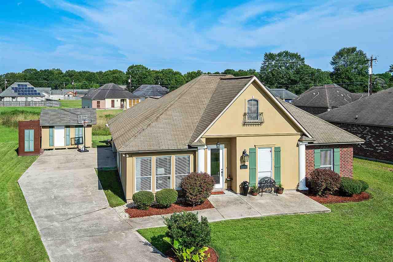 18133 Martha Dr - Photo 1