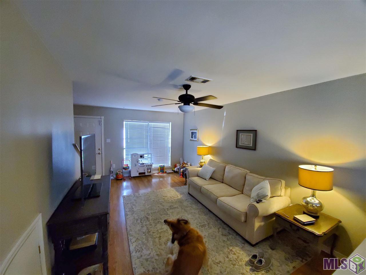 2293 Hollydale Ave - Photo 1