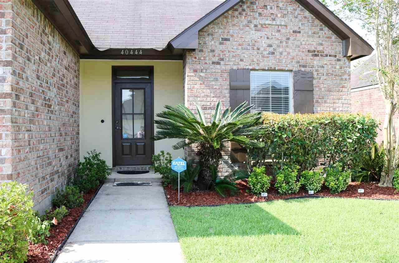 40444 Cross Creek Ave - Photo 1