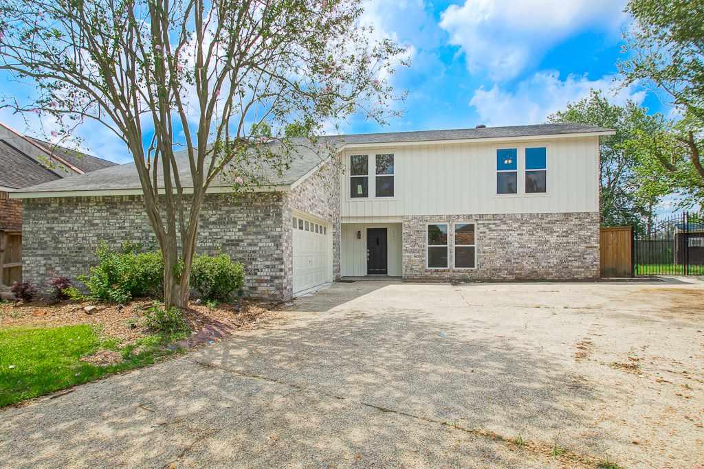 1850 Fairview Dr - Photo 1