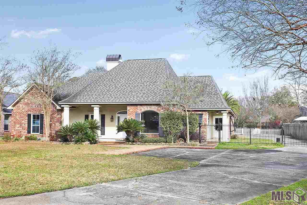 7820 Denham Chase Ave - Photo 1