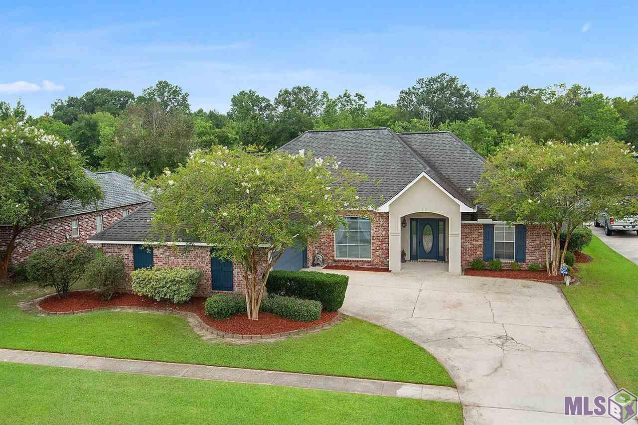 10108 Summerfield Dr - Photo 1