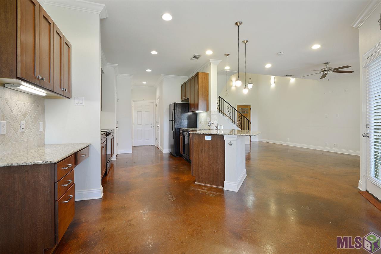 8000 Stonelake Village Ave - Photo 1
