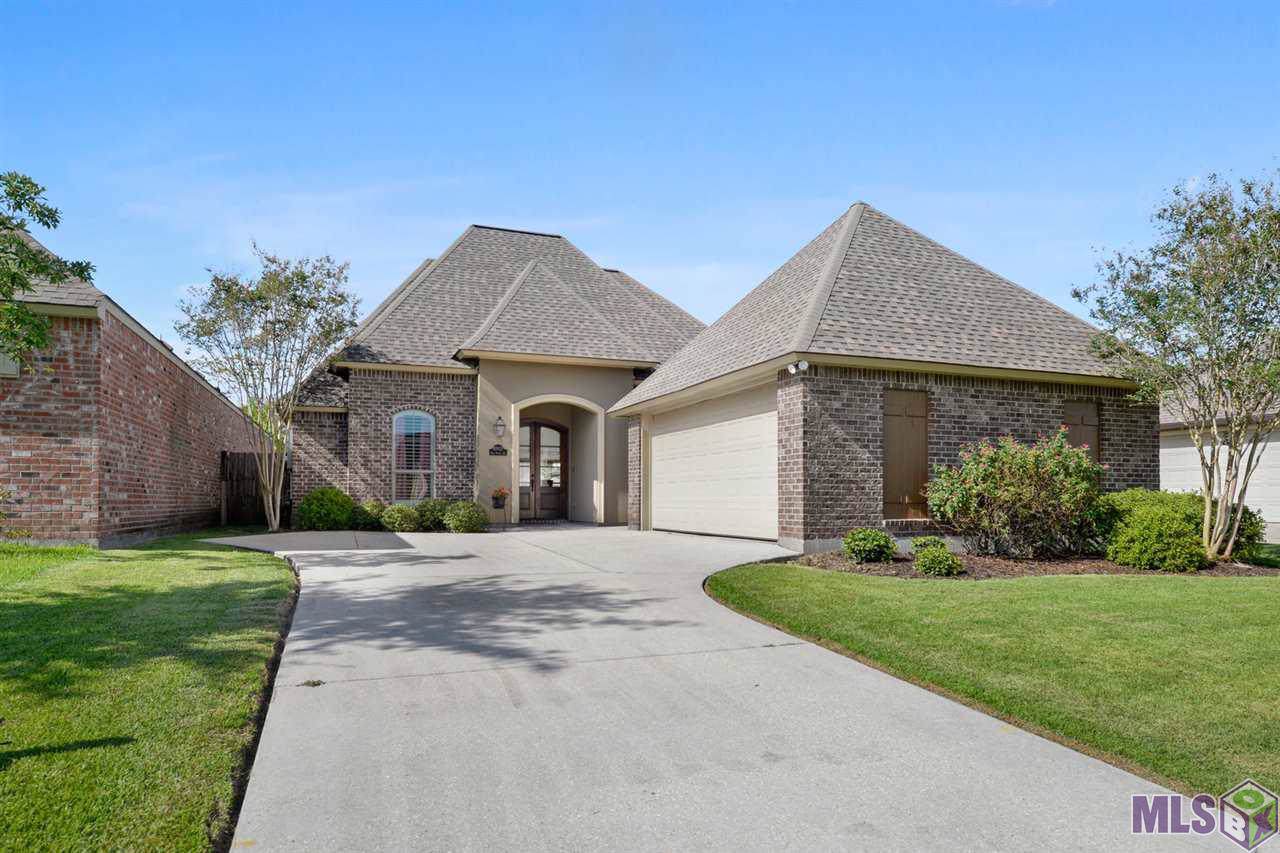 10527 Hill Pointe Ave - Photo 1