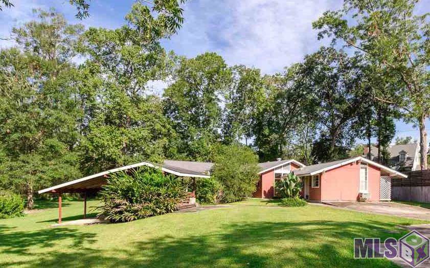 735 Nelson Dr - Photo 1