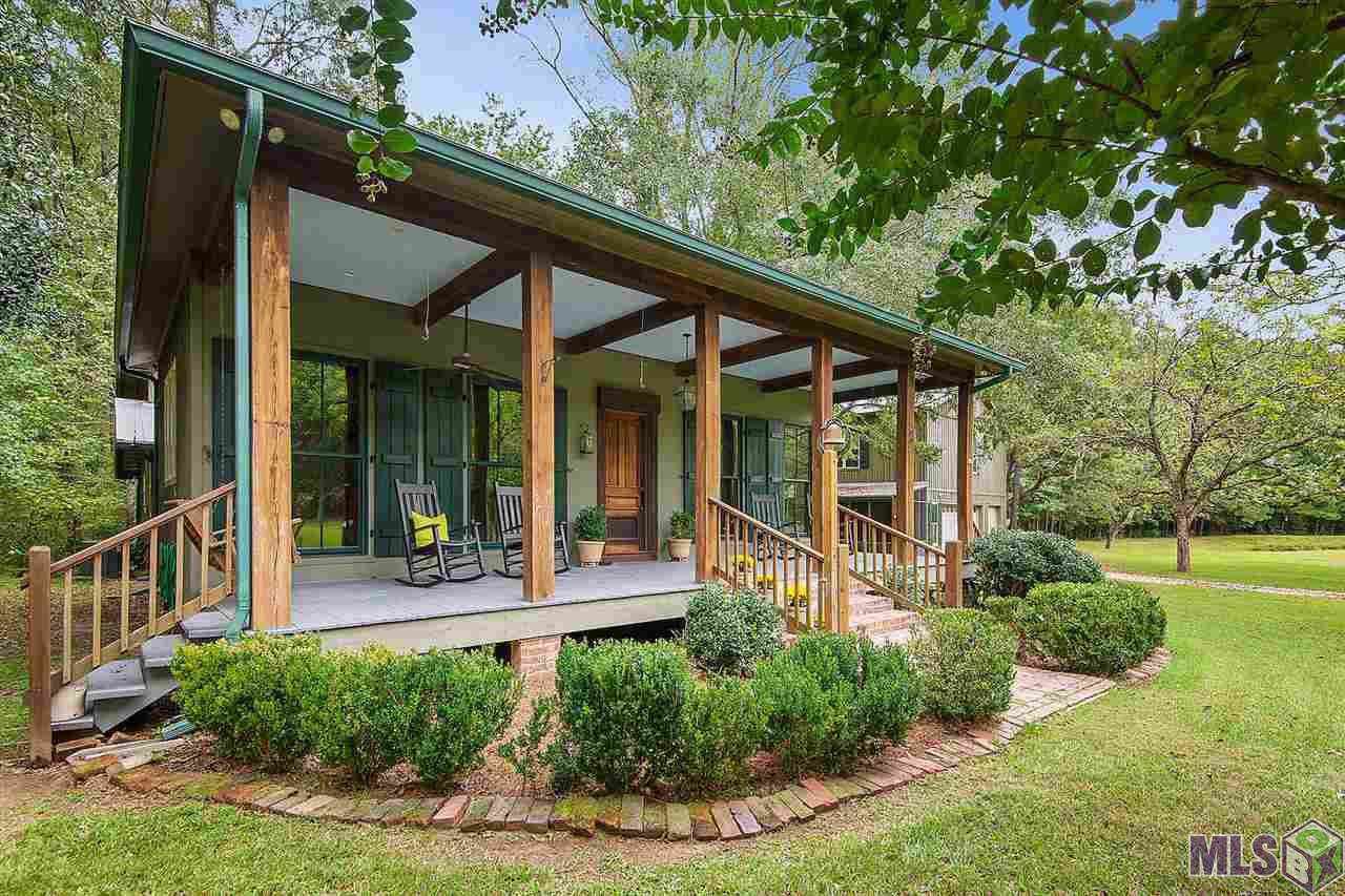 11276 Fairview Ln - Photo 1