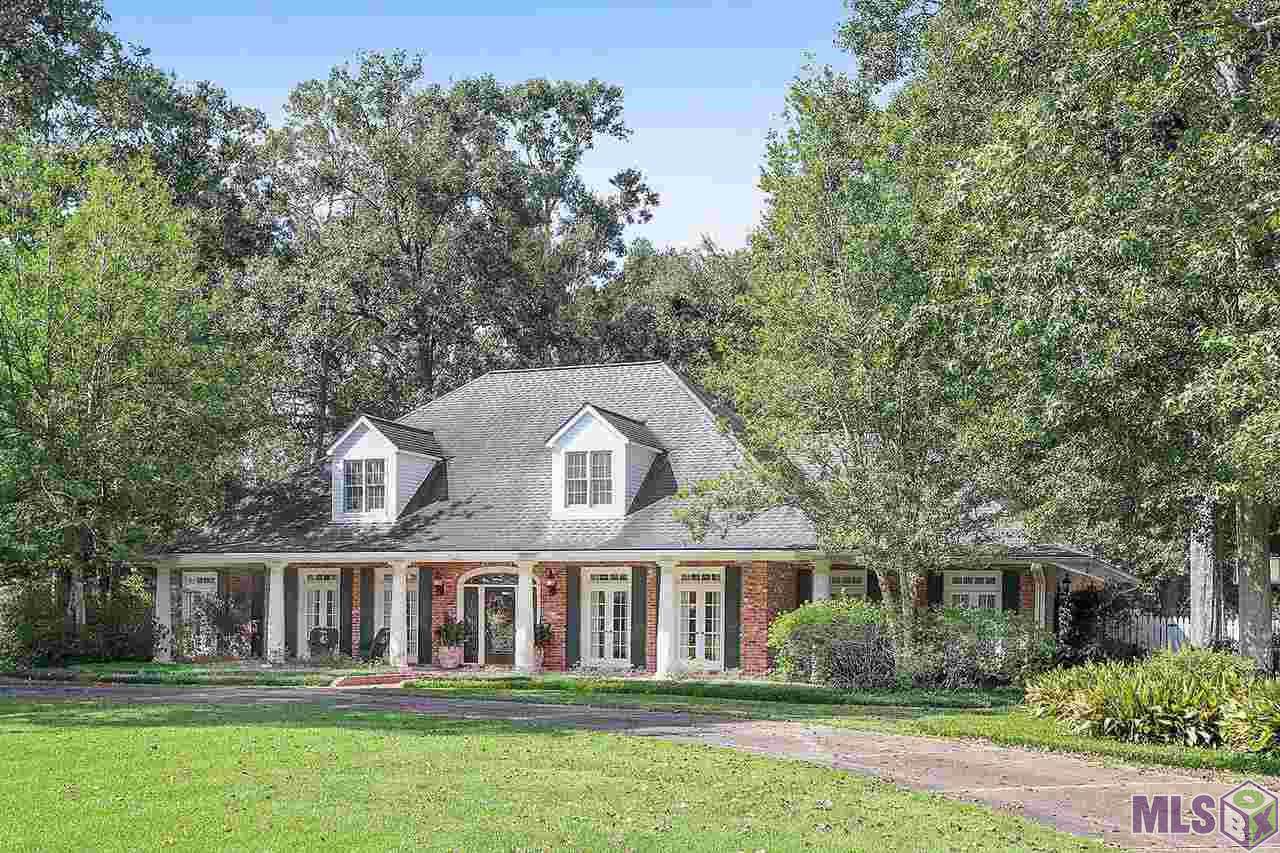 2019 Woodlawn Ave - Photo 1