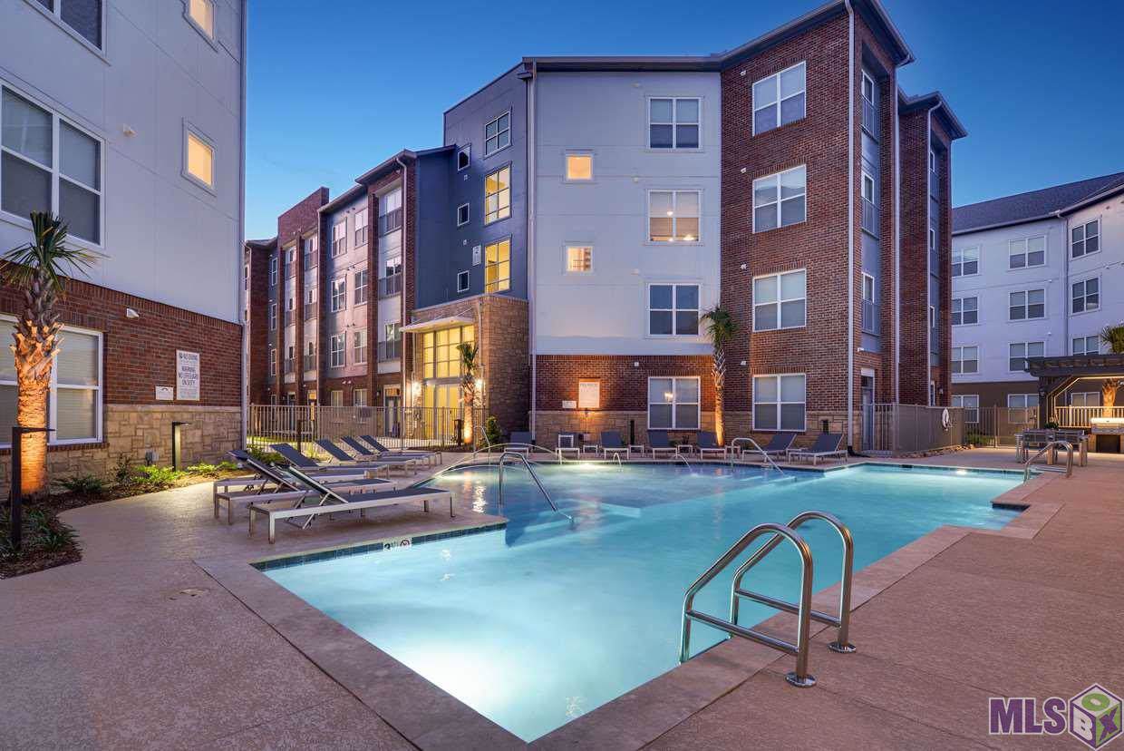 101 River House Place - Photo 1
