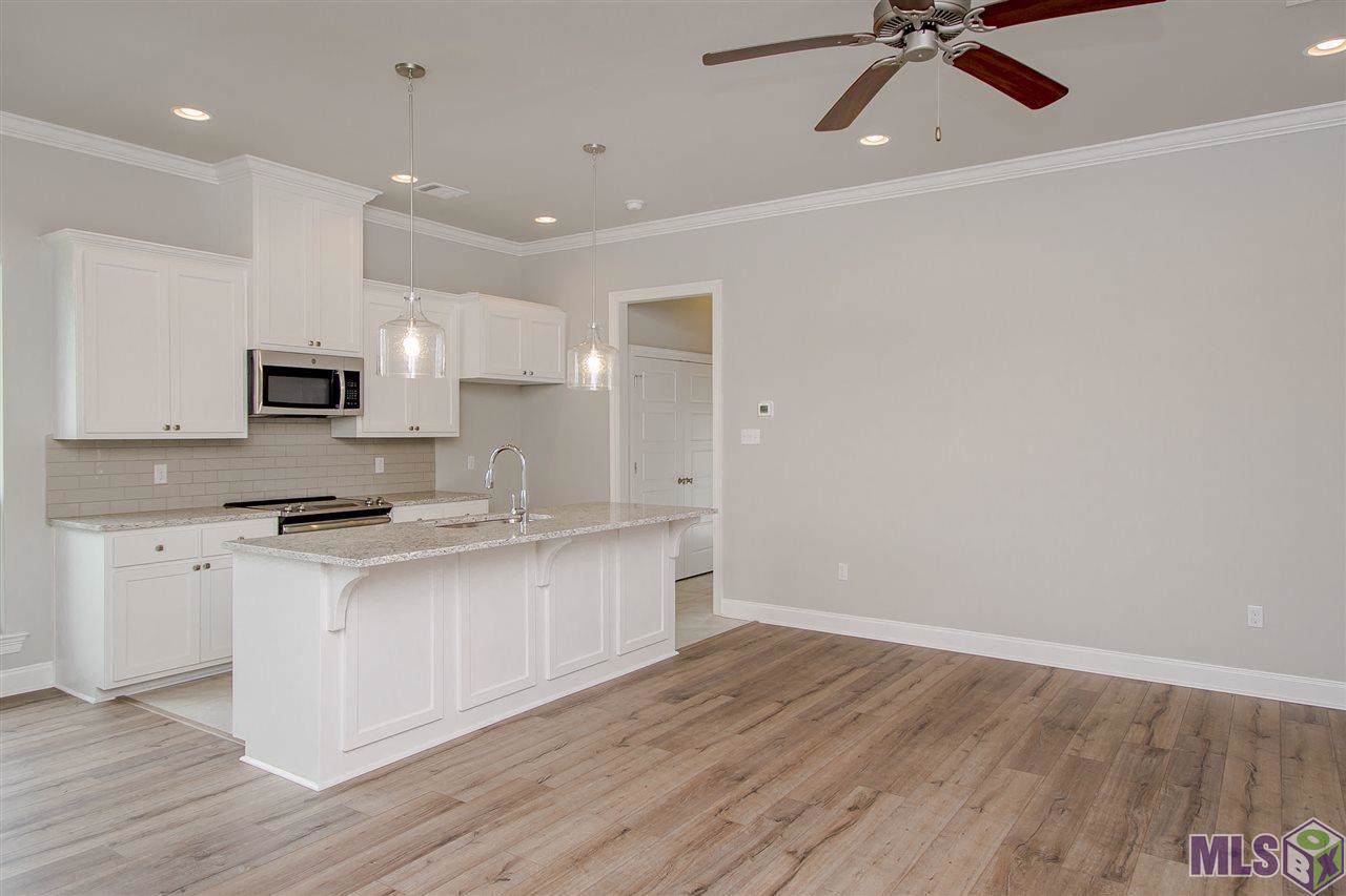 1473 Partierre Lane South - Photo 1