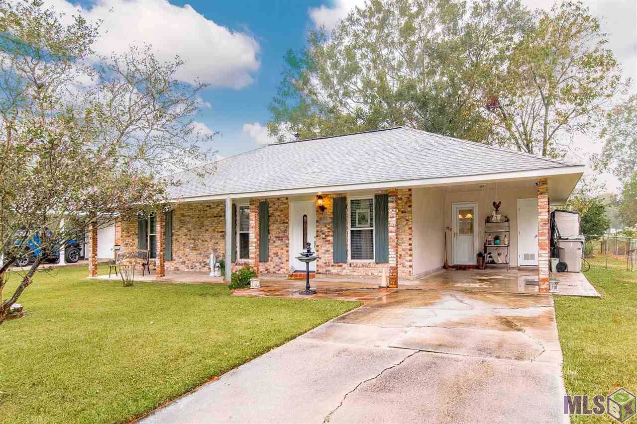 809 Paola St - Photo 1