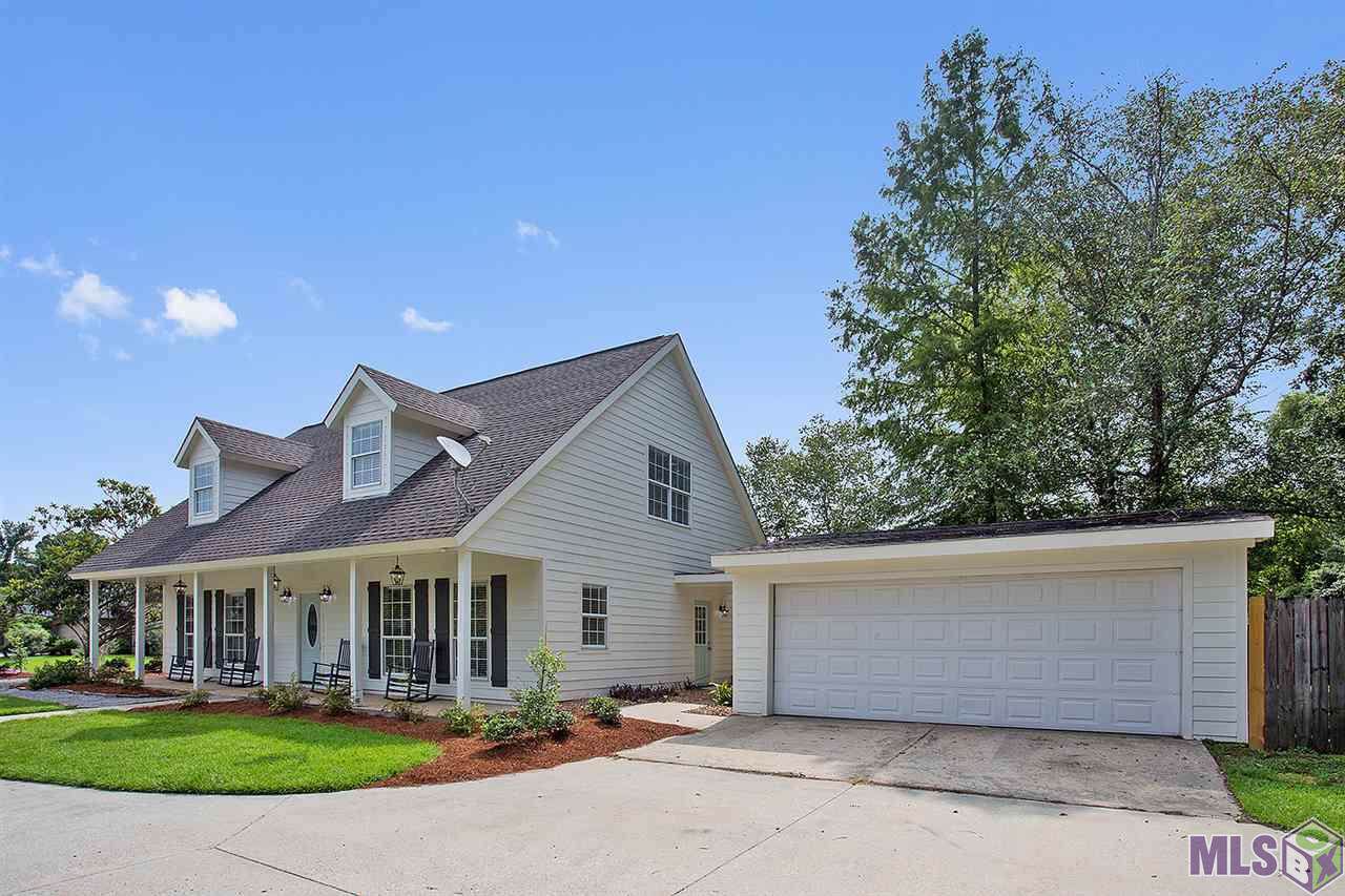 8910 Magnolia Leaf Ave - Photo 1