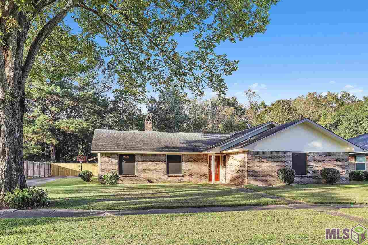 13703 Katherine Ave - Photo 1