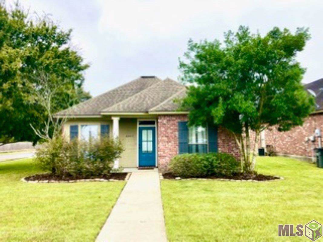 8907 Lake Mist Ave - Photo 1