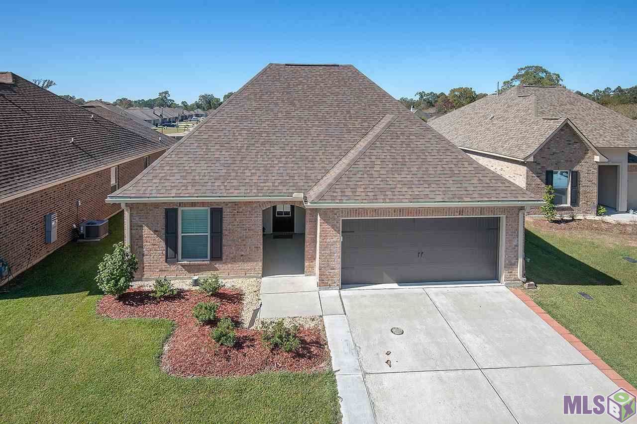 32457 Curtis Cove Ln - Photo 1