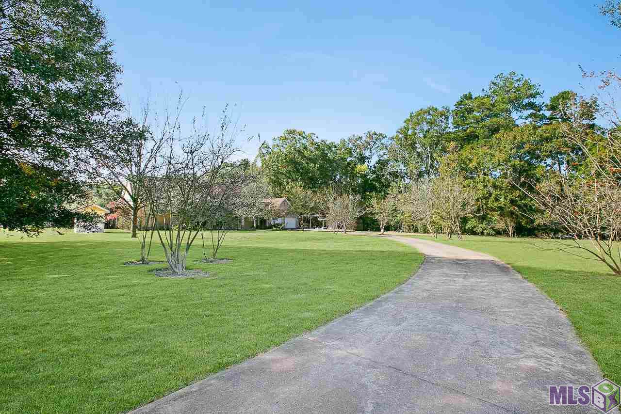 10875 Fontenot Rd - Photo 1