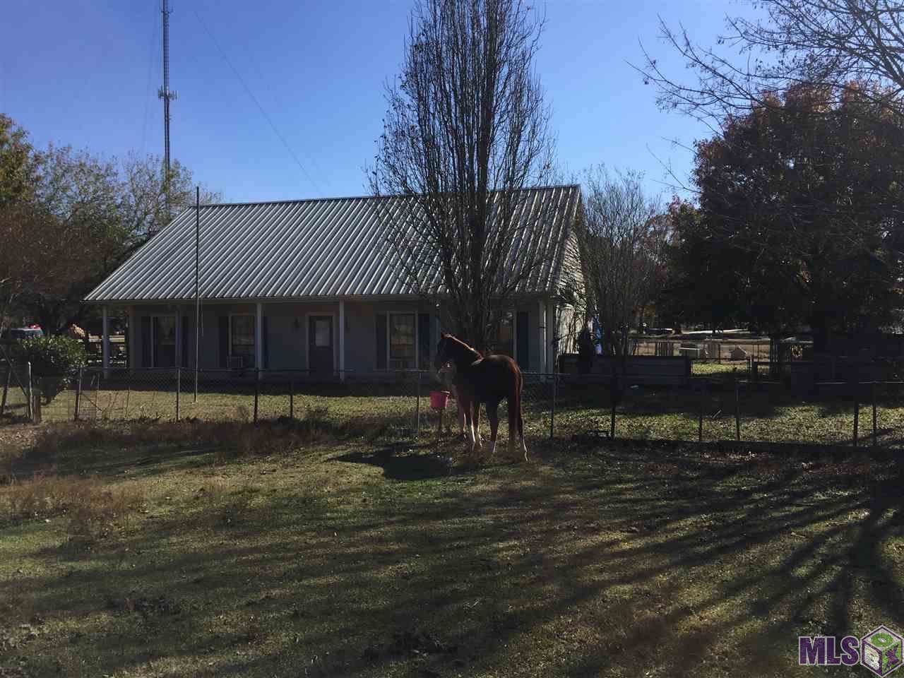 11060 Cloverleaf Dr - Photo 1