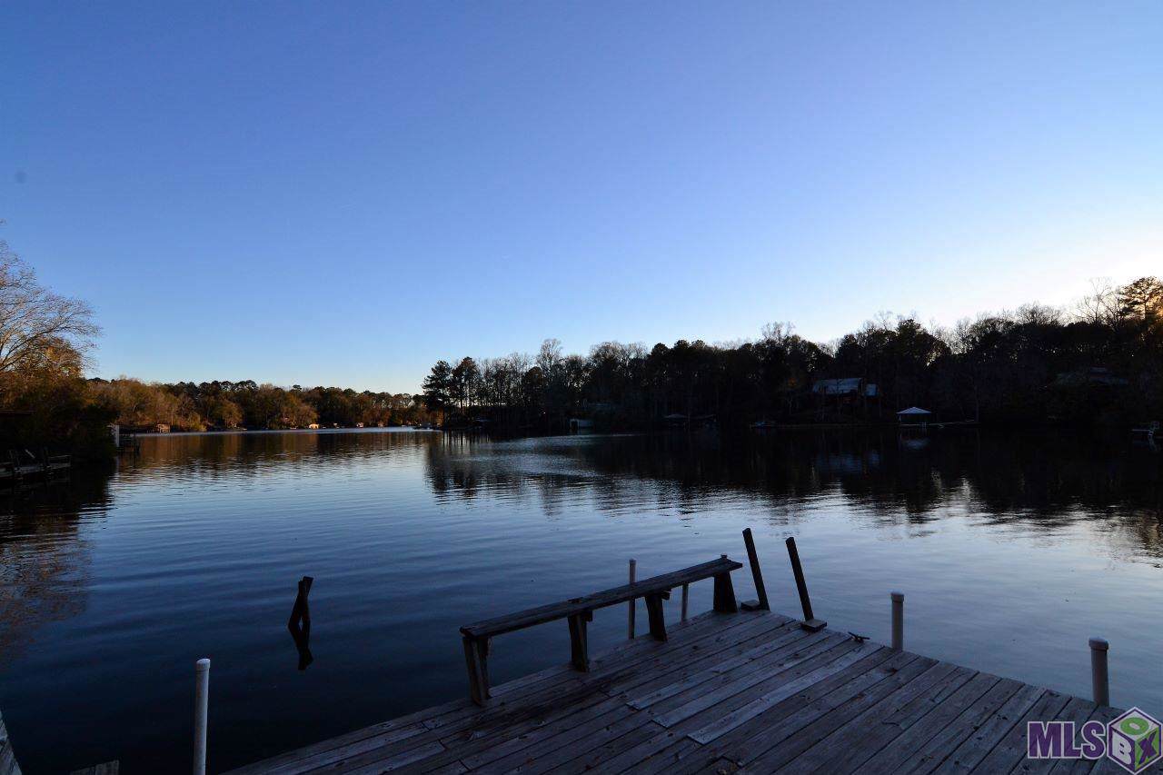 10473 Carousel Cir - Photo 1