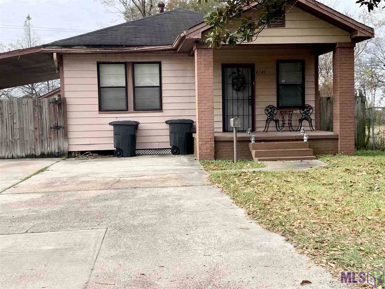 2727 Linwood St - Photo 1