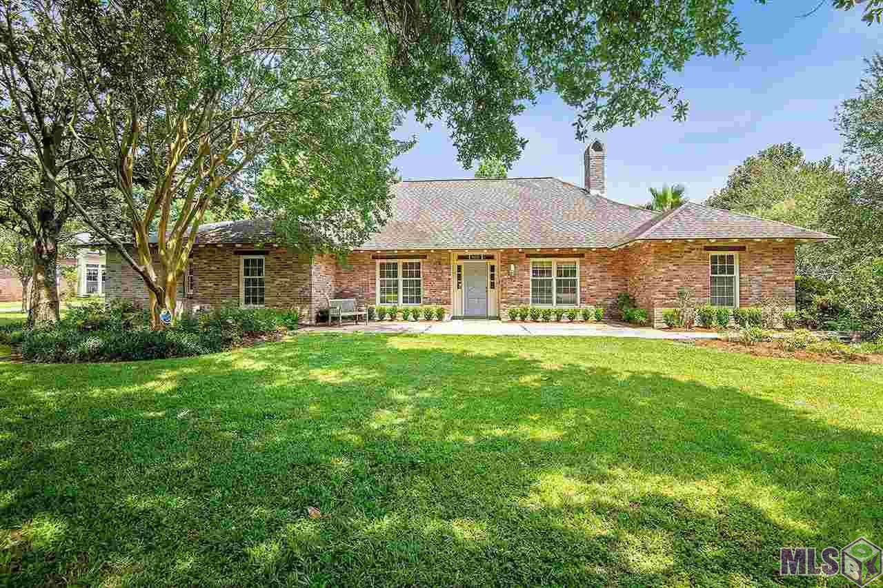 626 Woodleigh Dr - Photo 1