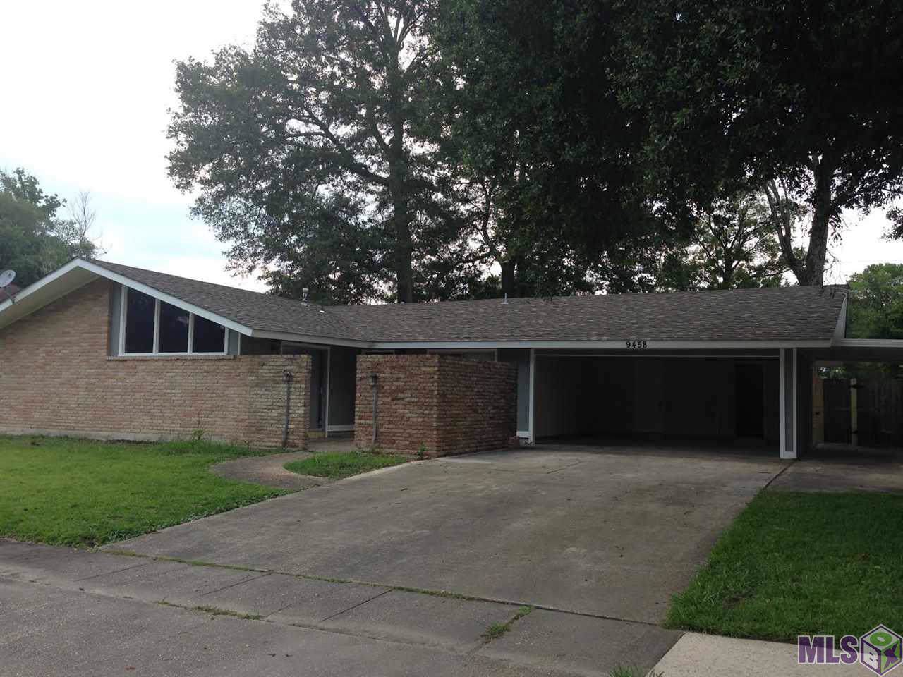 9458 Graham Ave - Photo 1