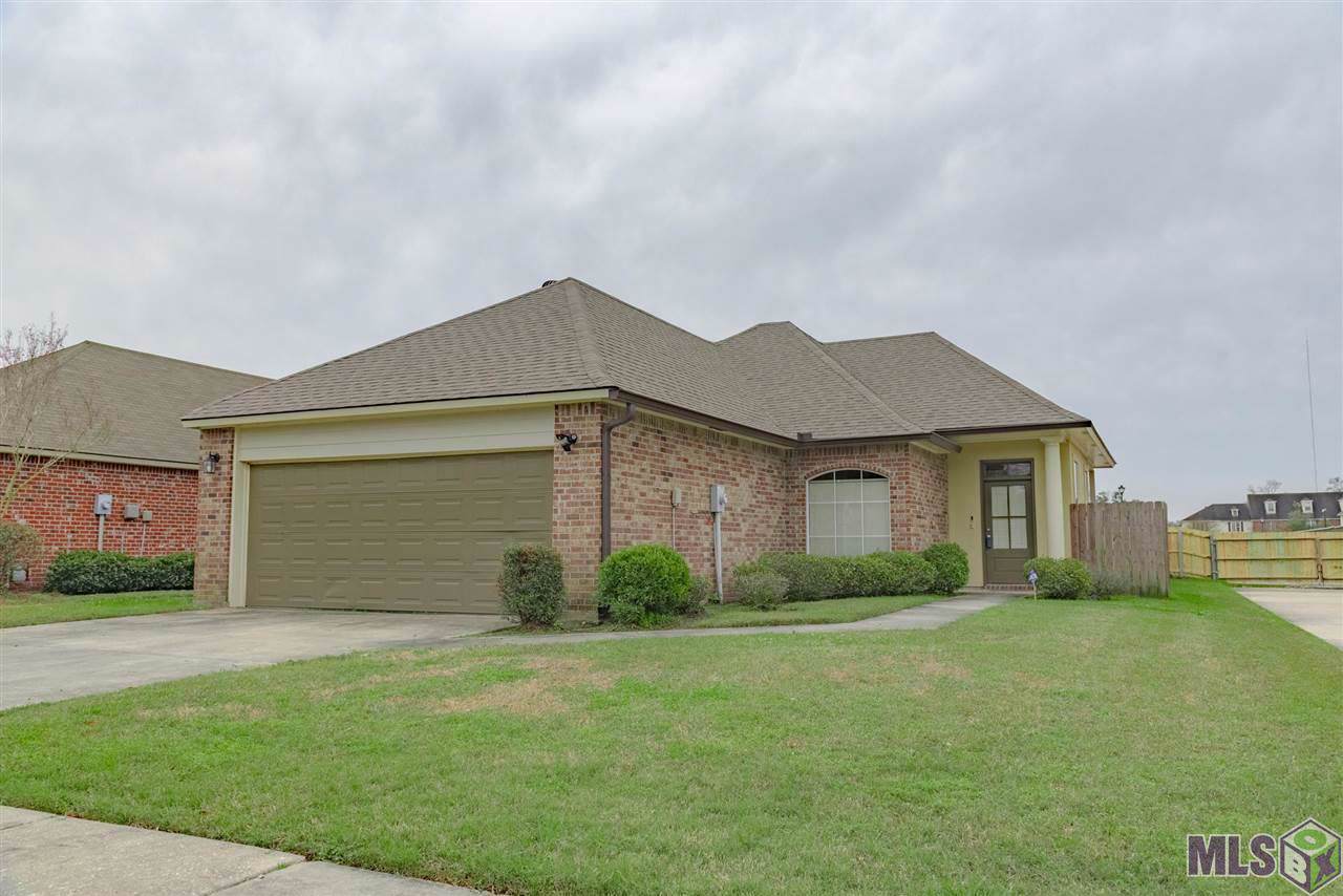 3911 Northshore Ave - Photo 1