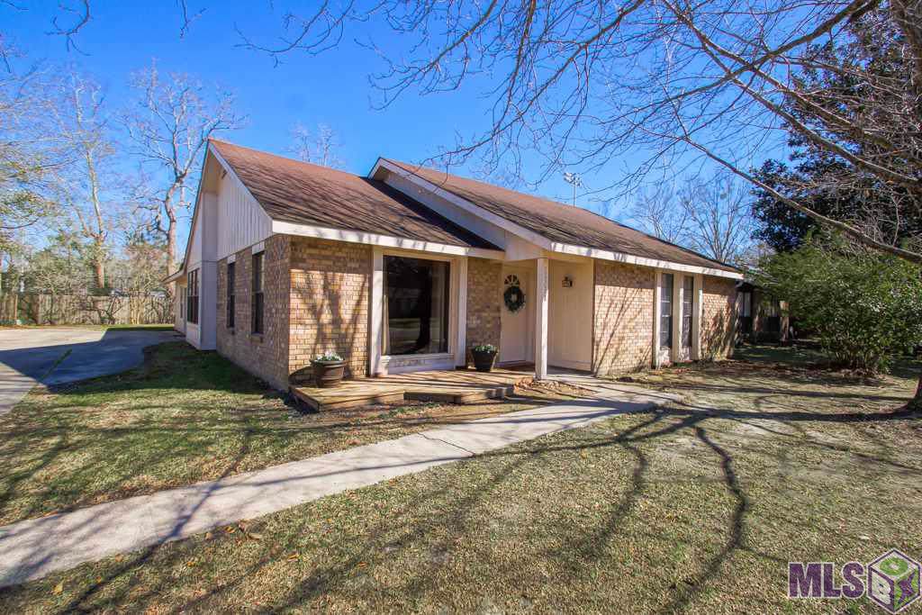 13421 Briargrove Ave - Photo 1