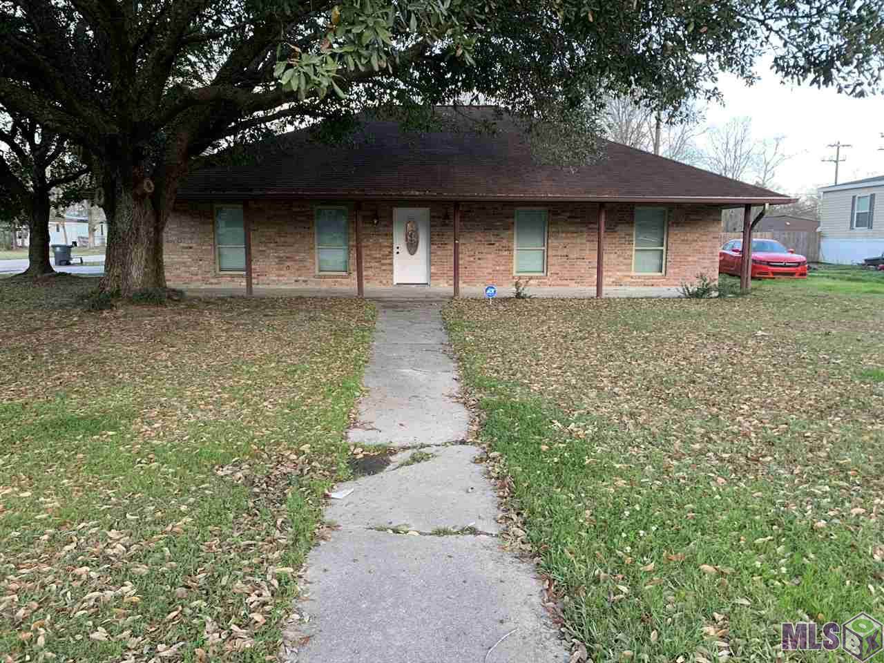 19764 Deercreek Dr - Photo 1