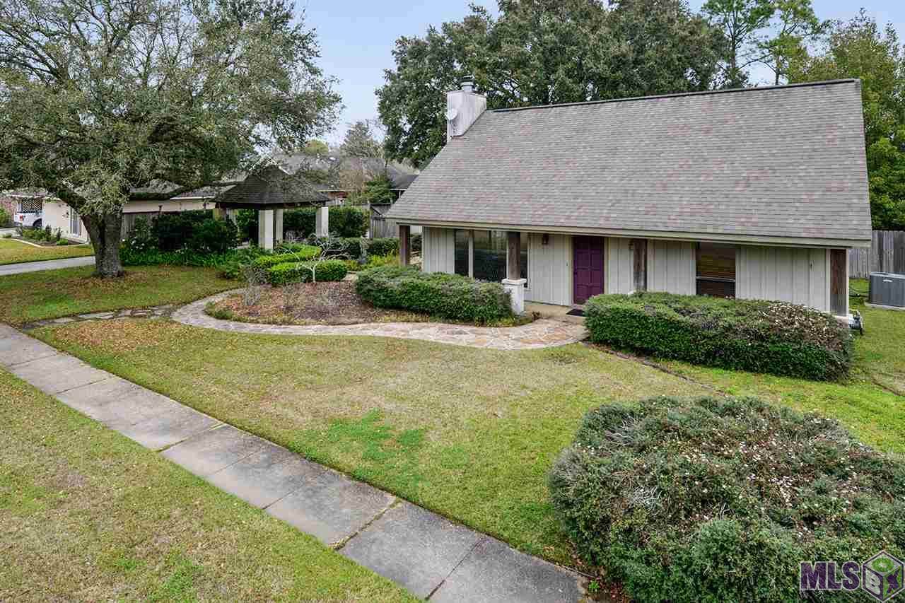 11821 Oakwilde Ave - Photo 1