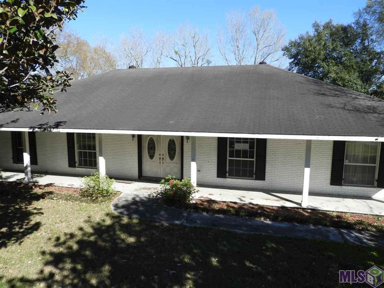 6718 Fennwood Dr - Photo 1