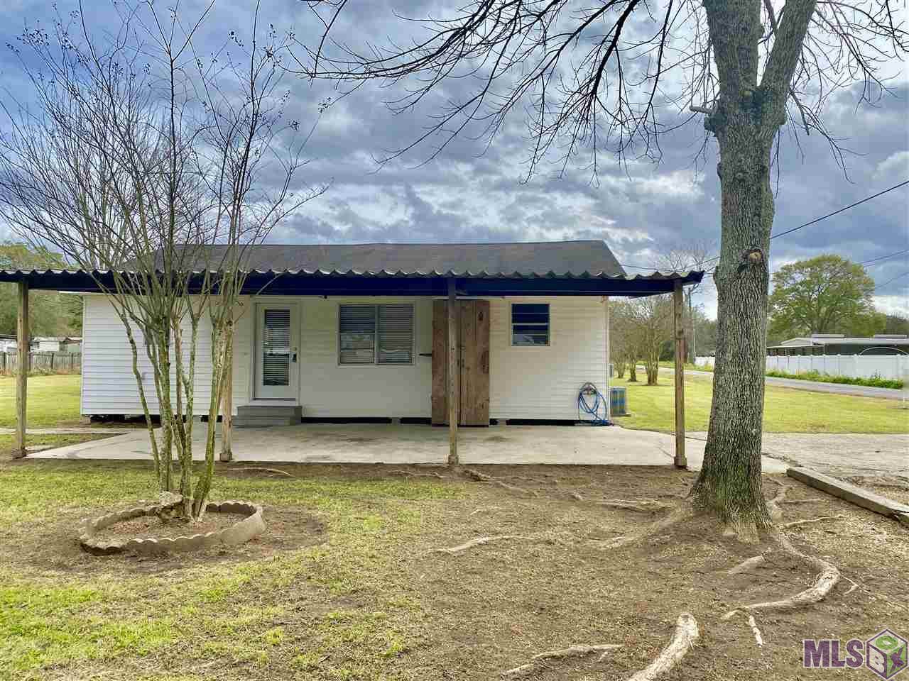 10242 Matherne Rd - Photo 1
