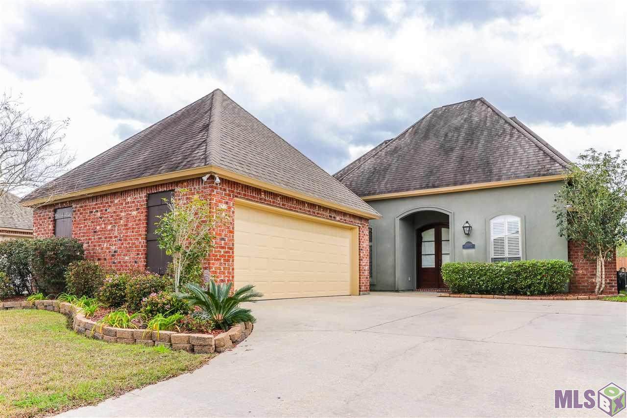 10506 Hillrose Ave - Photo 1