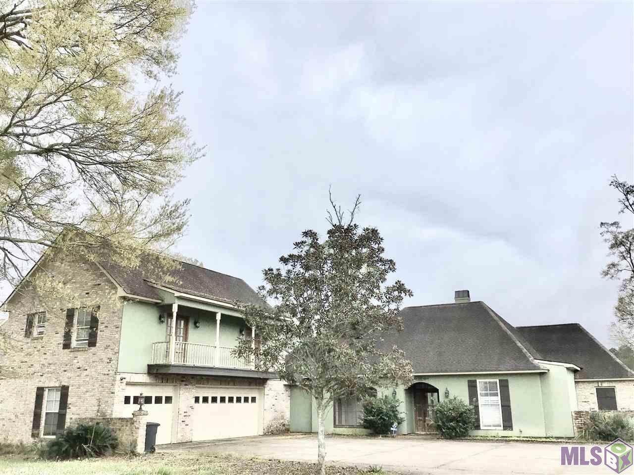 18357 Magnolia Oaks Dr - Photo 1 18357 Magnolia Oaks Dr - Photo 1