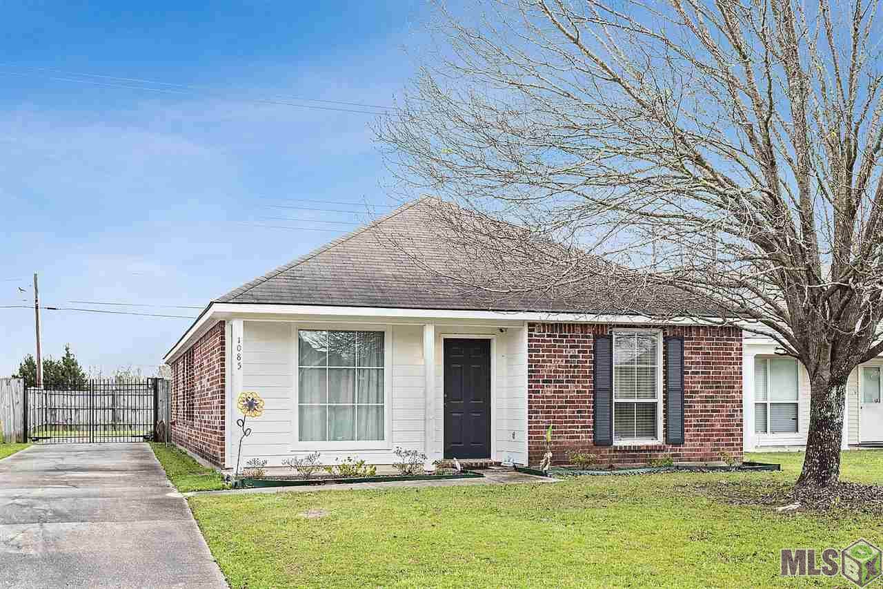 1085 Meadow Glen Ave - Photo 1