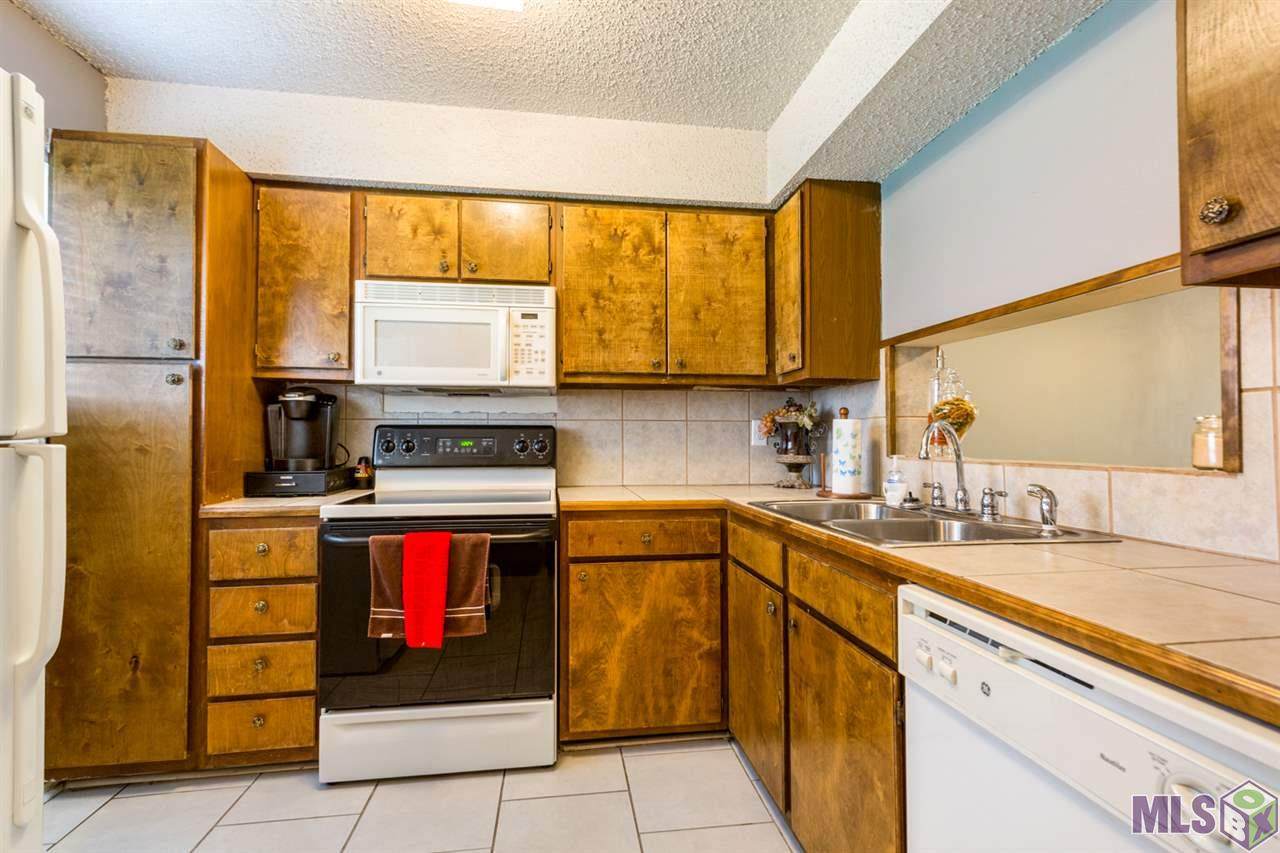 8911 Gsri Ave - Photo 1