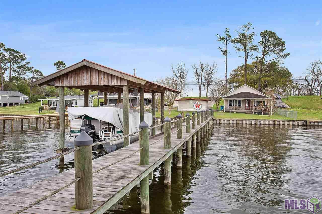 8755 Island Rd - Photo 1