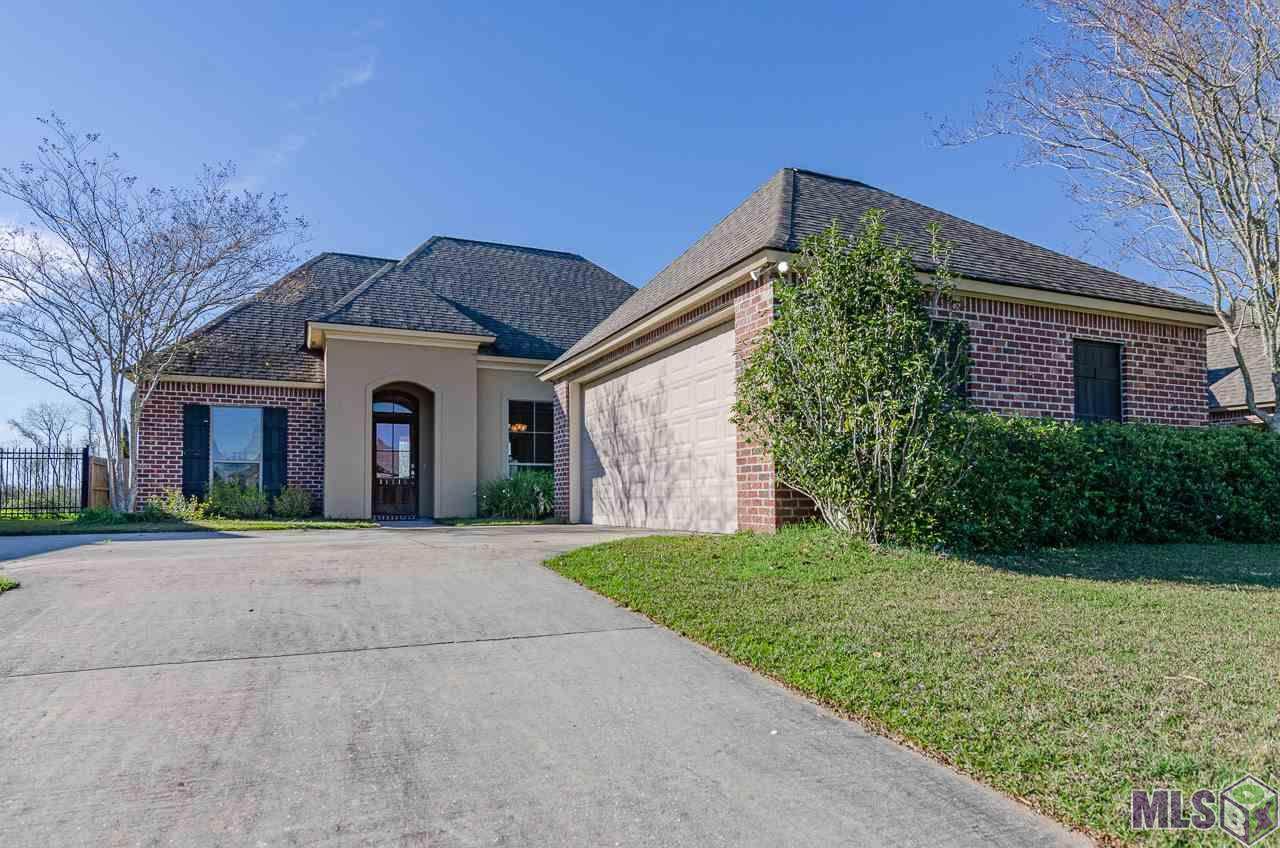 11115 Hillpark Ave - Photo 1