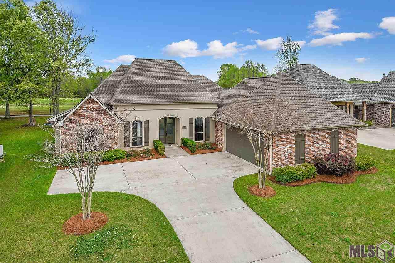 22442 Fairway View Dr - Photo 1