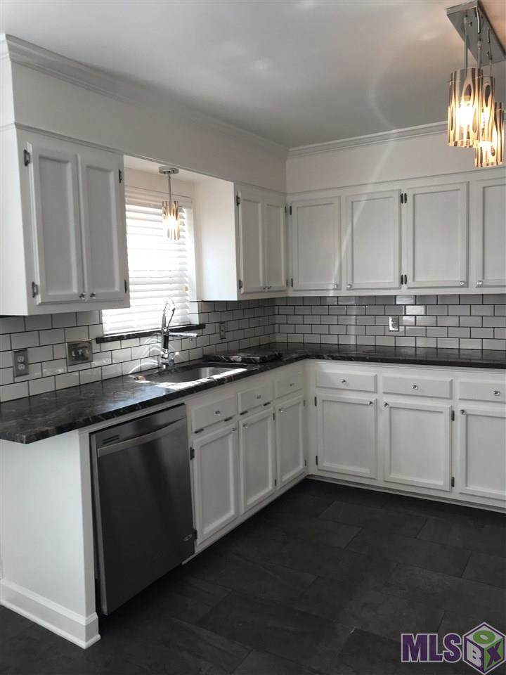 1824 Gamwich Rd - Photo 1