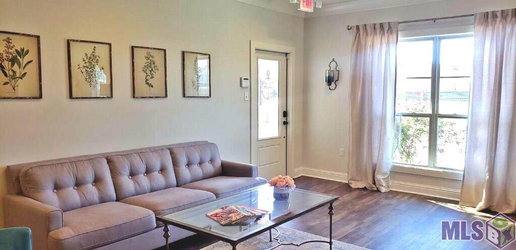 8193 Vincent Rd - Photo 1