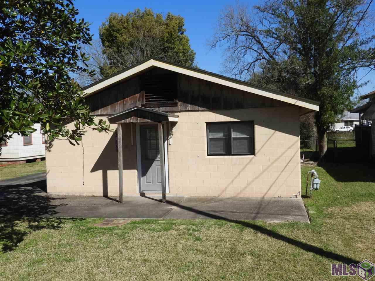 57830 Homestead Dr - Photo 1