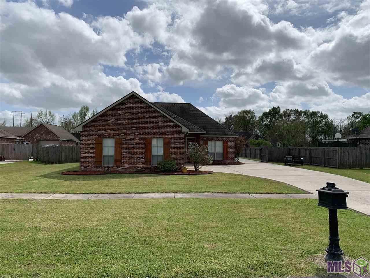4515 Boulevard Acadian - Photo 1