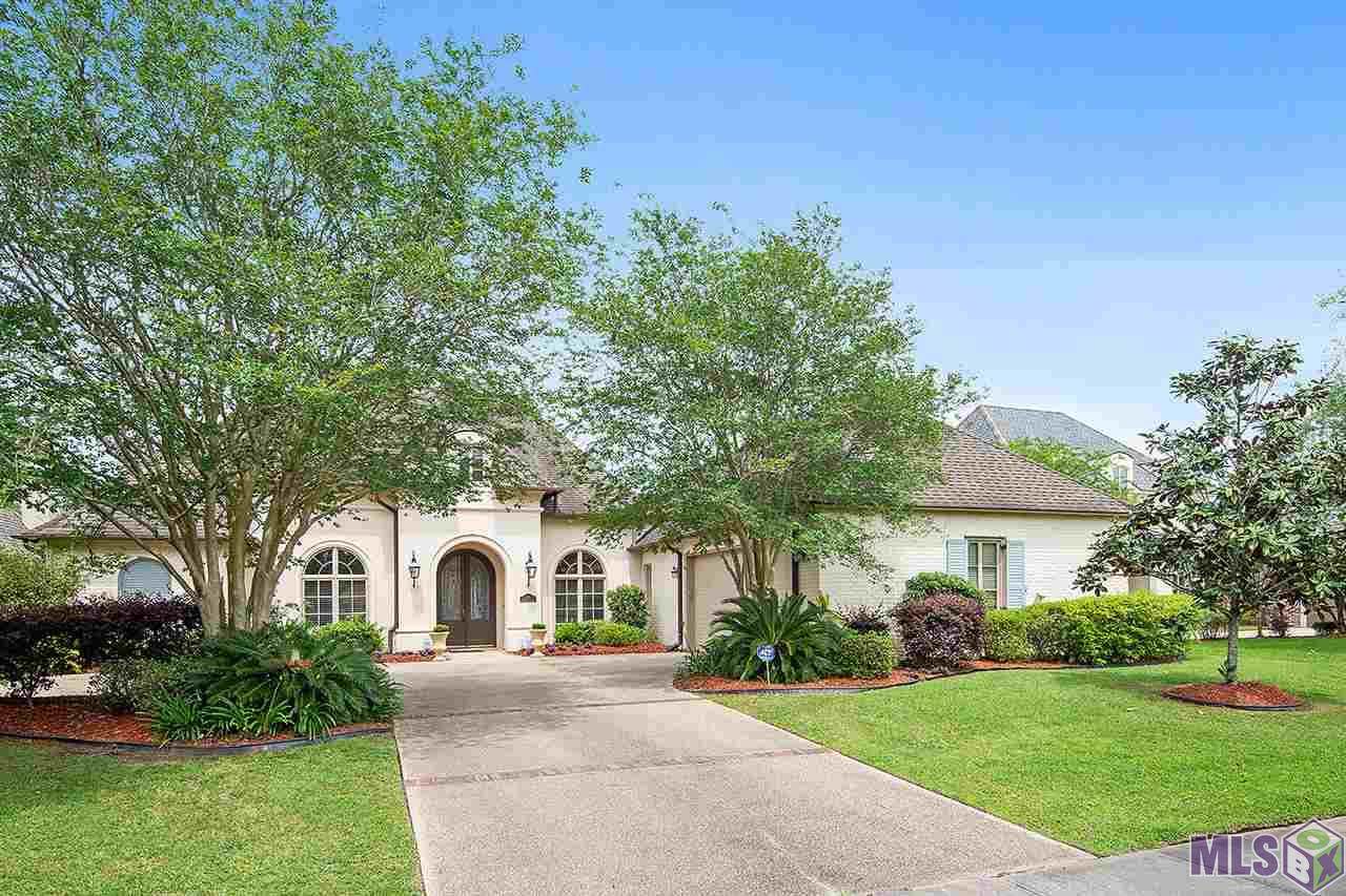 823 Grand Lakes Dr - Photo 1 823 Grand Lakes Dr - Photo 1