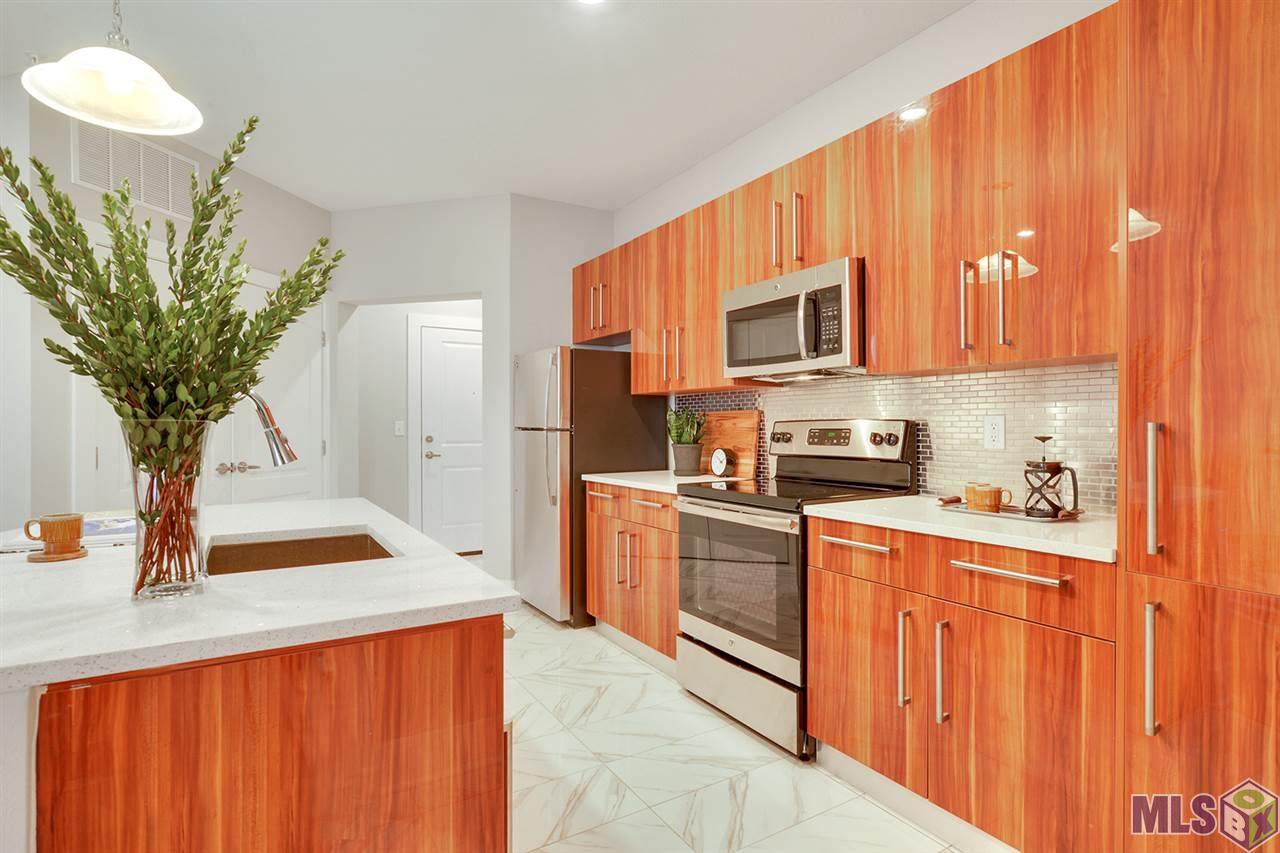 101 River House Place - Photo 1 101 River House Place - Photo 1