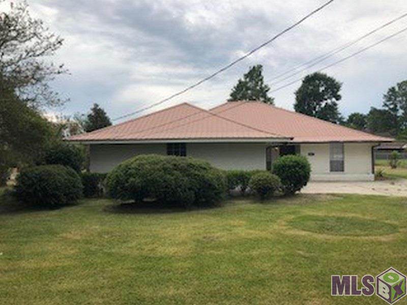 4053 Main St - Photo 1